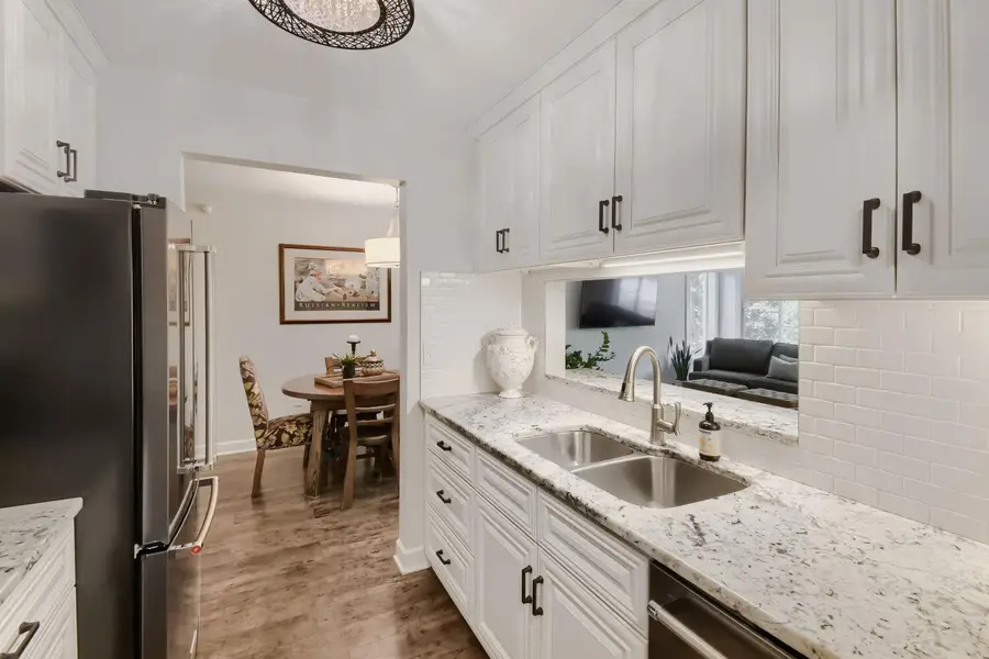 1729 6th Street Ne #9, Minneapolis, MN 55413 - #2