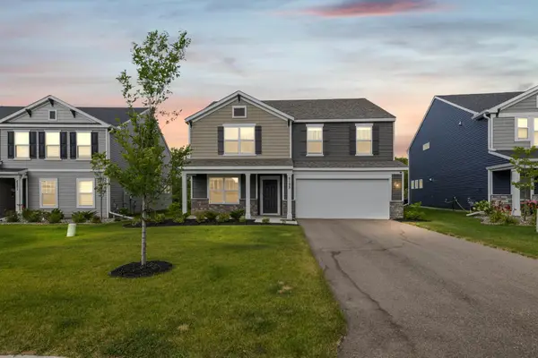 6195 Highland Hills Circle S, Cottage Grove, MN 55016