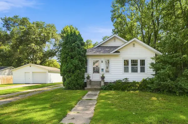 19 12th Street Ne, Faribault, MN 55021
