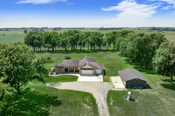 16062 County Road 3, Ellendale, MN 56026