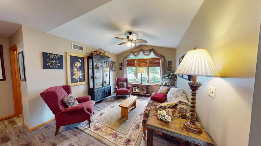 1906 Greenwood Drive, Albert Lea, MN 56007 - #2