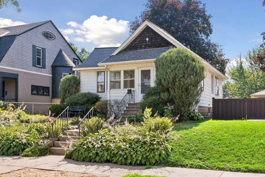 931 Ottawa Avenue, West Saint Paul, MN 55118 - #2