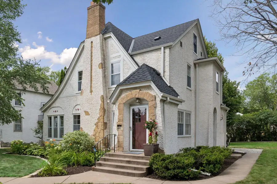 2810 Cleveland Street Ne, Minneapolis, MN 55418 - #2
