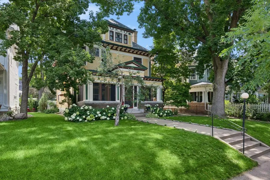 2105 Girard Avenue S, Minneapolis, MN 55405 - #2