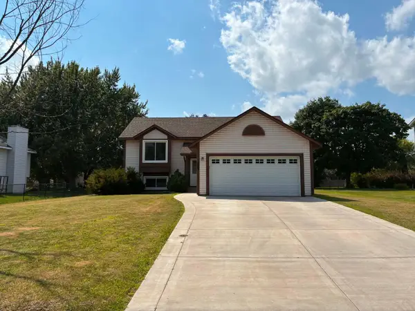 7040 Jensen Avenue S, Cottage Grove, MN 55016