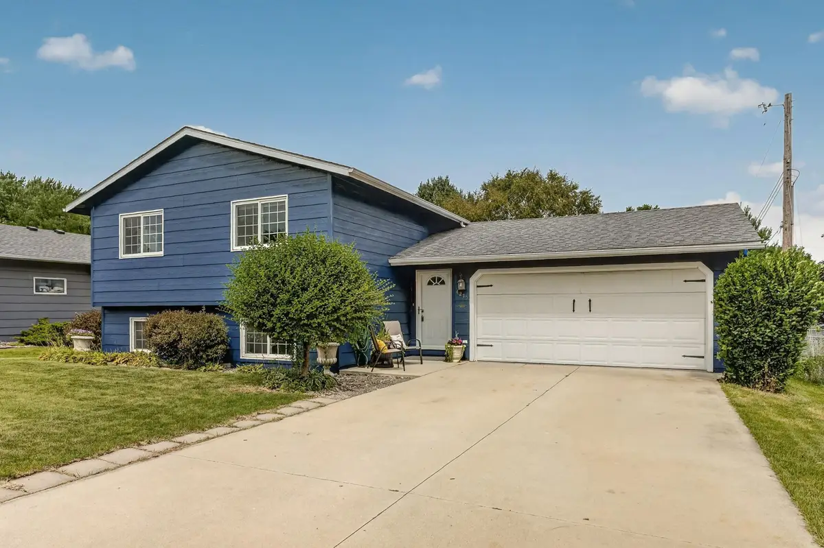 4215 4th Place Nw, Rochester, MN 55901 - #1