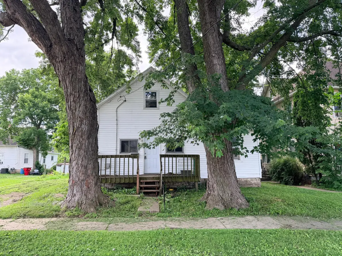 808 5th Avenue Ne, Austin, MN 55912 - #1