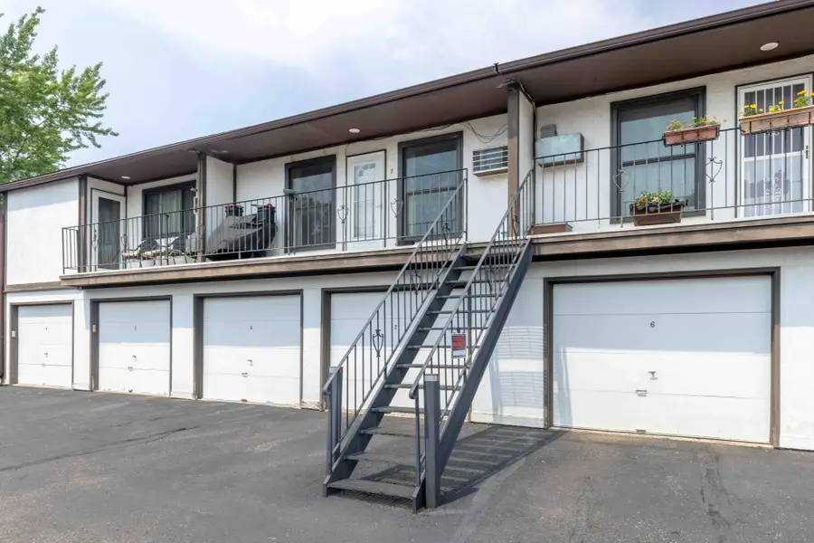 2629 Arrowhead Road S #B7, Fargo, ND 58103 - #2