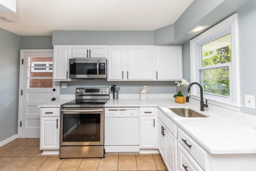 4253 6th Street Ne, Columbia Heights, MN 55421 - #2