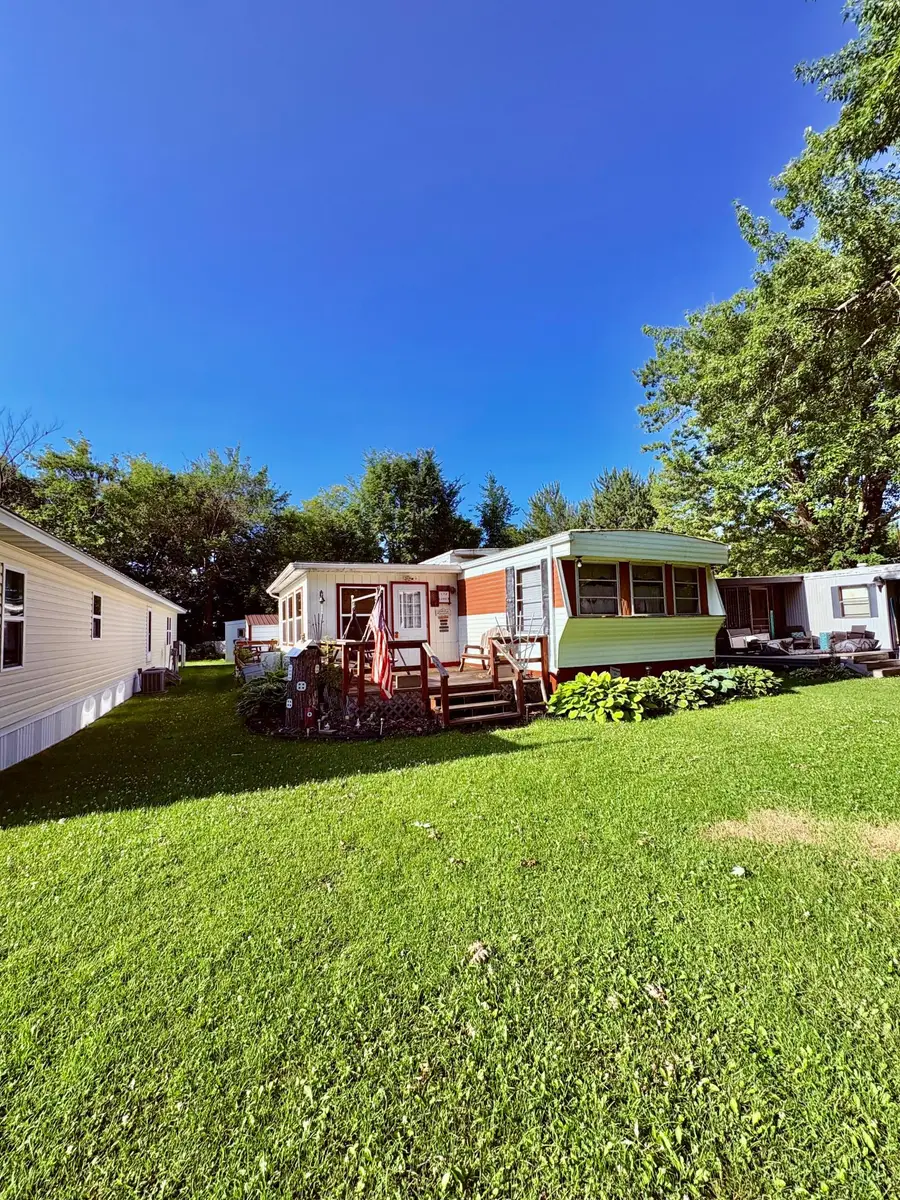 2769 28th St Nw #151, Baudette, MN 56623 - #2