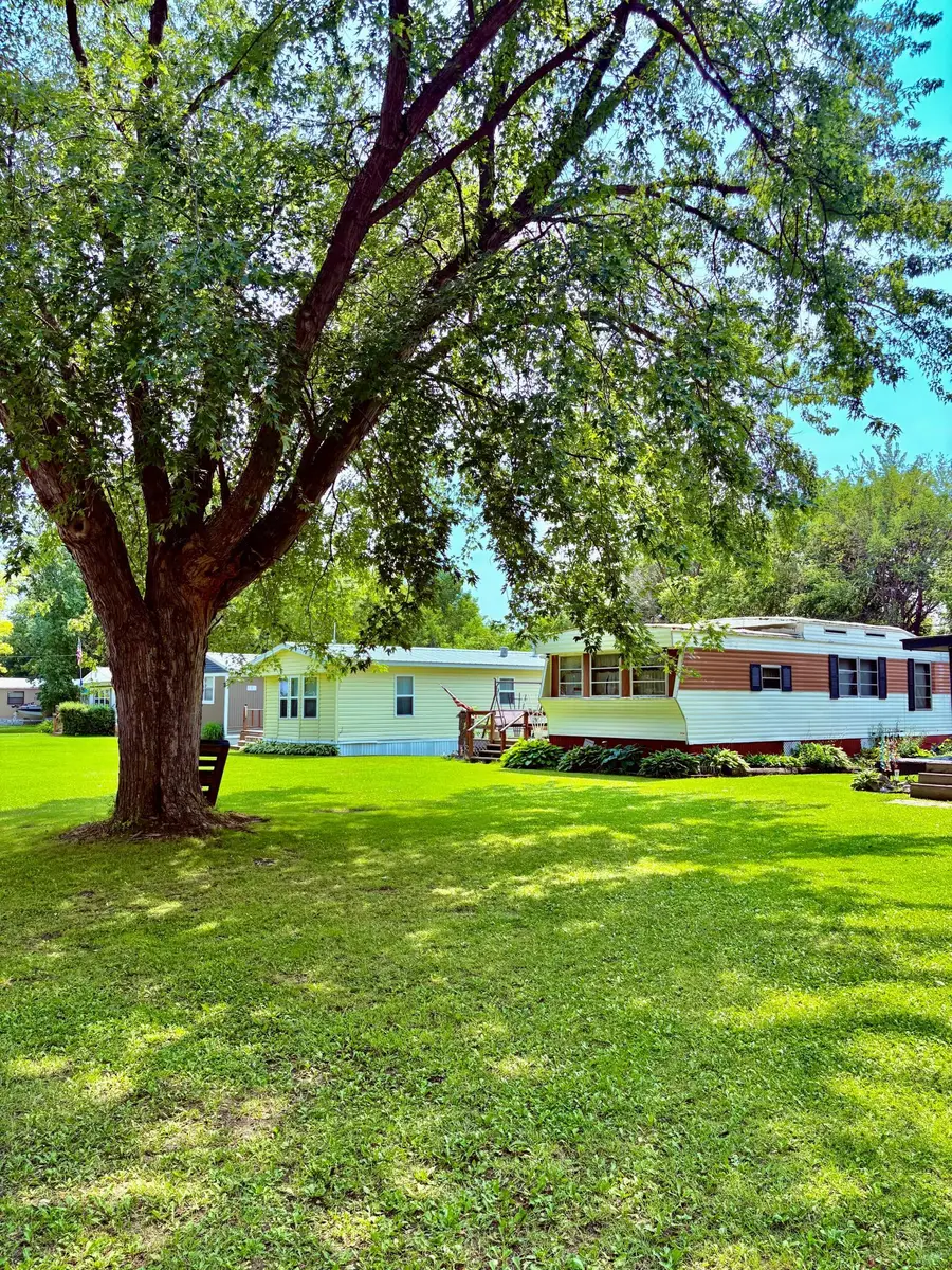 2769 28th St Nw #151, Baudette, MN 56623 - #3