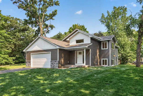 5832 Perry Avenue N, Crystal, MN 55429