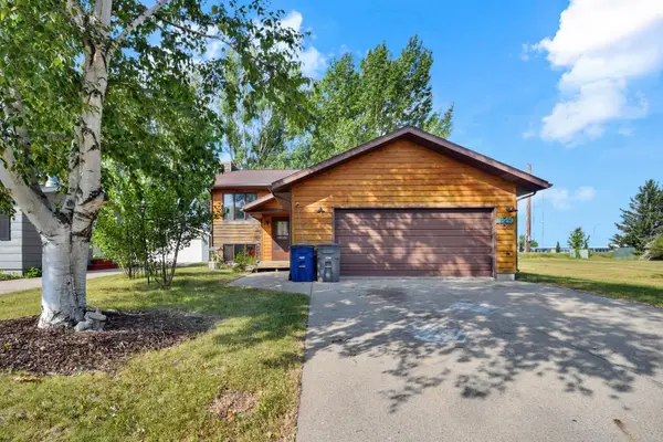 1849 29th Street Circle S, Moorhead, MN 56560