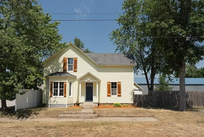 204 1st Street S, Royalton, MN 56373 - #1