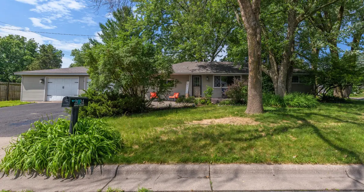 2024 Maple Street, Hastings, MN 55033 - #1