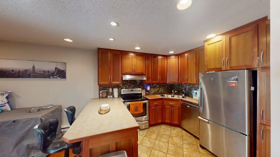 2020 Ridge Drive #16, Saint Louis Park, MN 55416 - #3