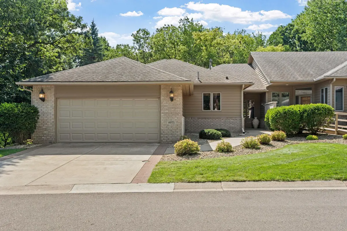 8975 Hunters Way, Apple Valley, MN 55124 - #1