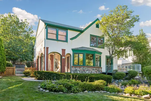 4120 Queen Avenue S, Minneapolis, MN 55410