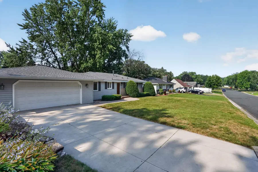 2009 W 83rd Street, Bloomington, MN 55431 - #3
