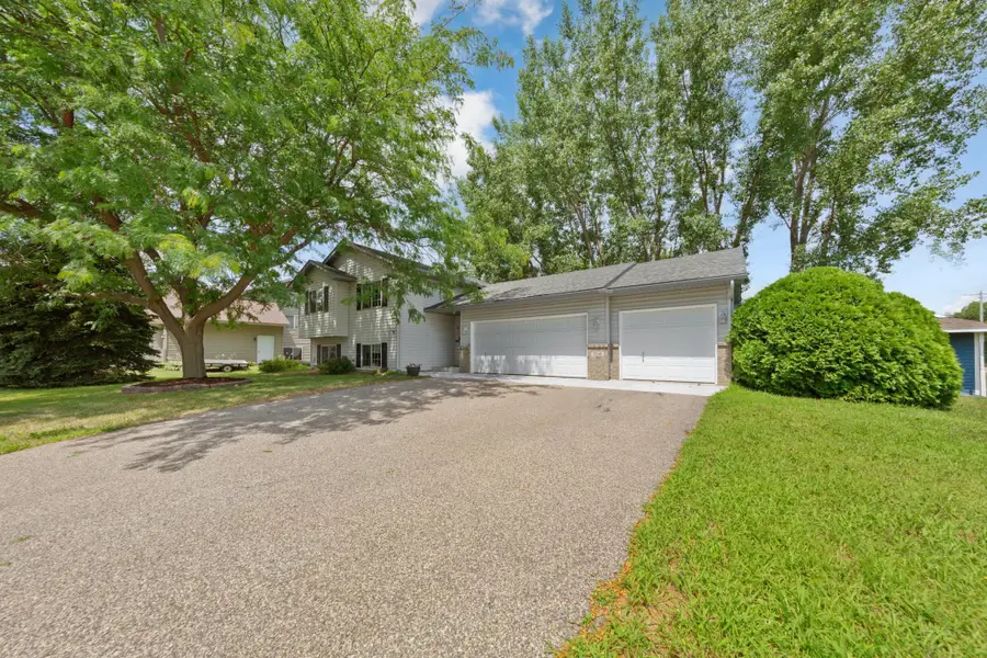 2206 W Hill Street, Faribault, MN 55021 - #3