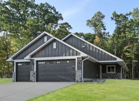 331 Gateway Parkway, Osceola, WI 54020