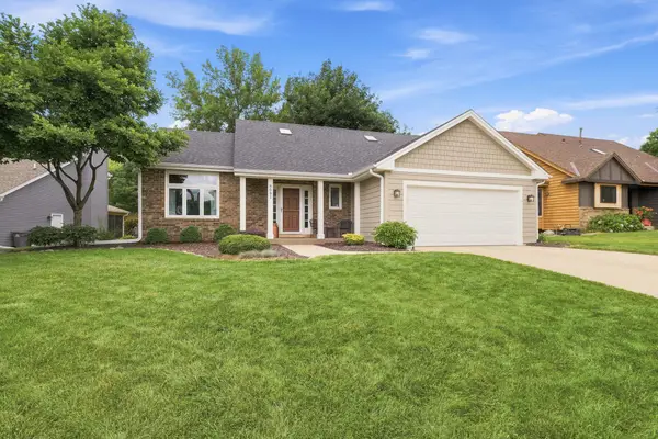 8081 Hidden Circle, Chanhassen, MN 55317