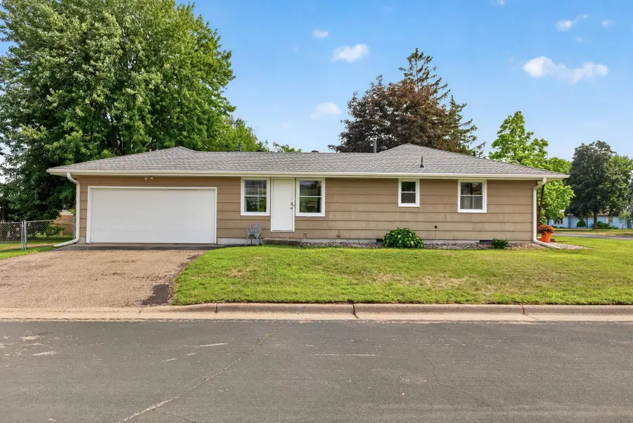8817 Oakland Avenue S, Bloomington, MN 55420 - #2