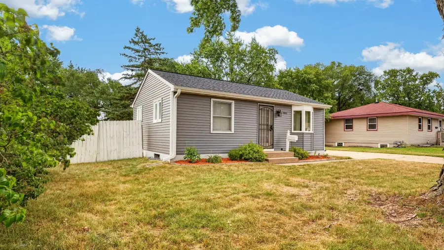 9041 Portland Avenue S, Bloomington, MN 55420 - #3