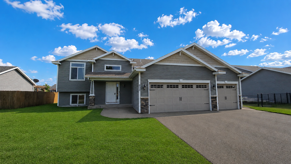 908 5th Street Ne, Rice, MN 56367