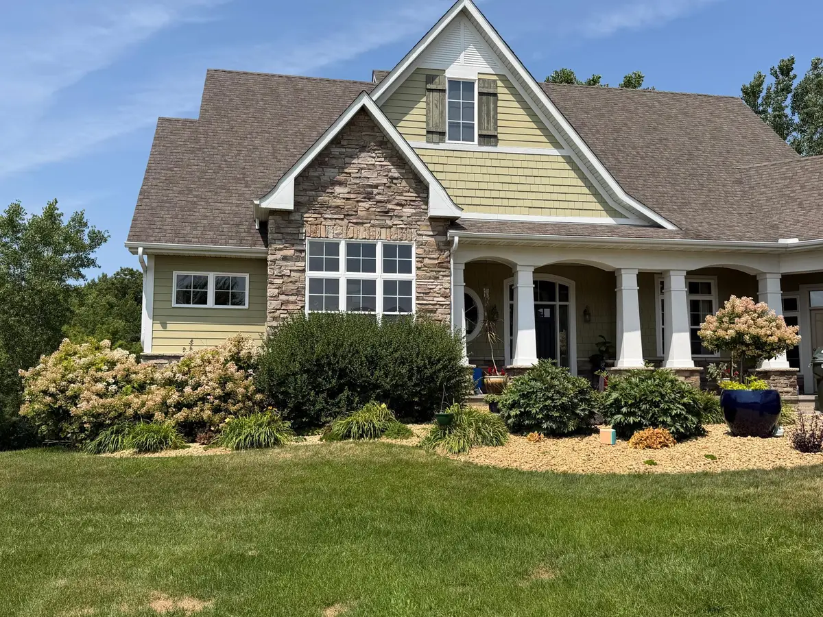 1889 86th Court E, Inver Grove Heights, MN 55077 - #1