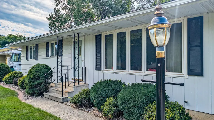 1407 9th Street Nw, Austin, MN 55912 - #3