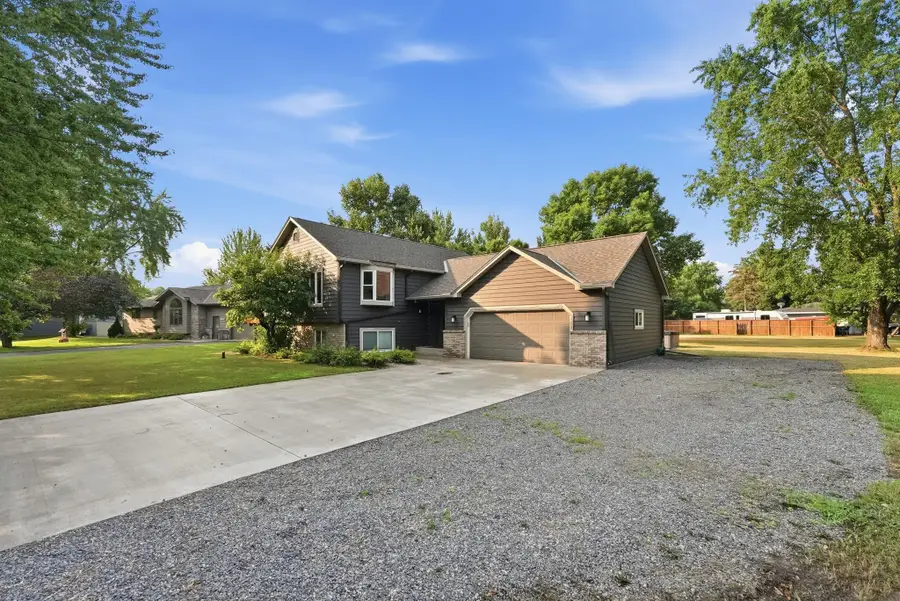 5652 W Oakes Drive, Saint Cloud, MN 56303 - #2