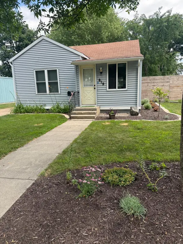 619 Washburne Avenue, Paynesville, MN 56362