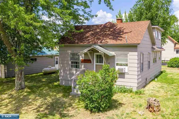 49 Gordon Street, Soudan, MN 55782