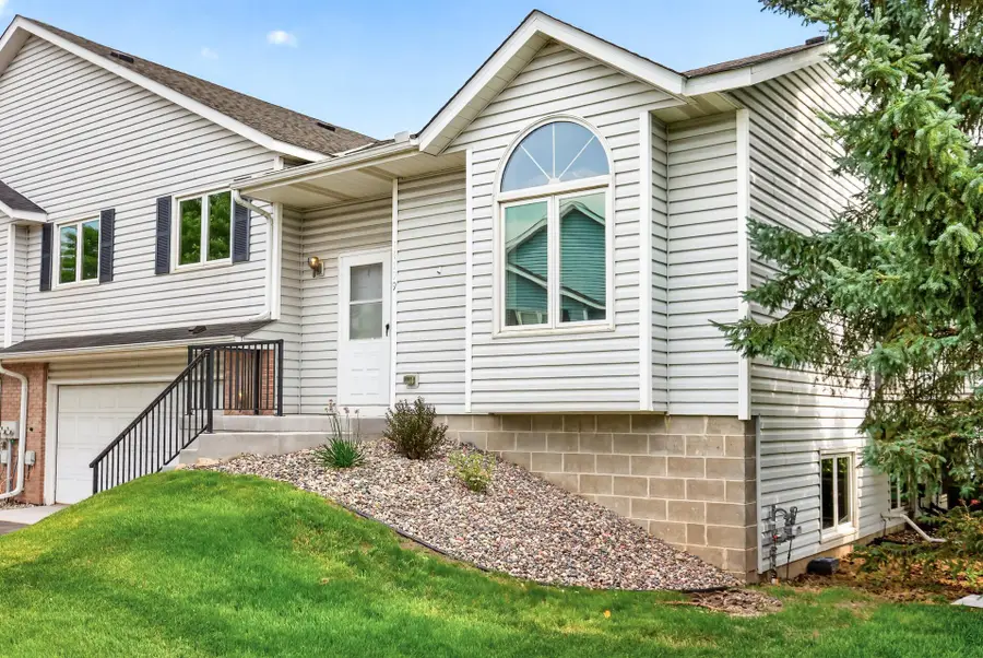 14799 Endicott Way, Apple Valley, MN 55124 - #2