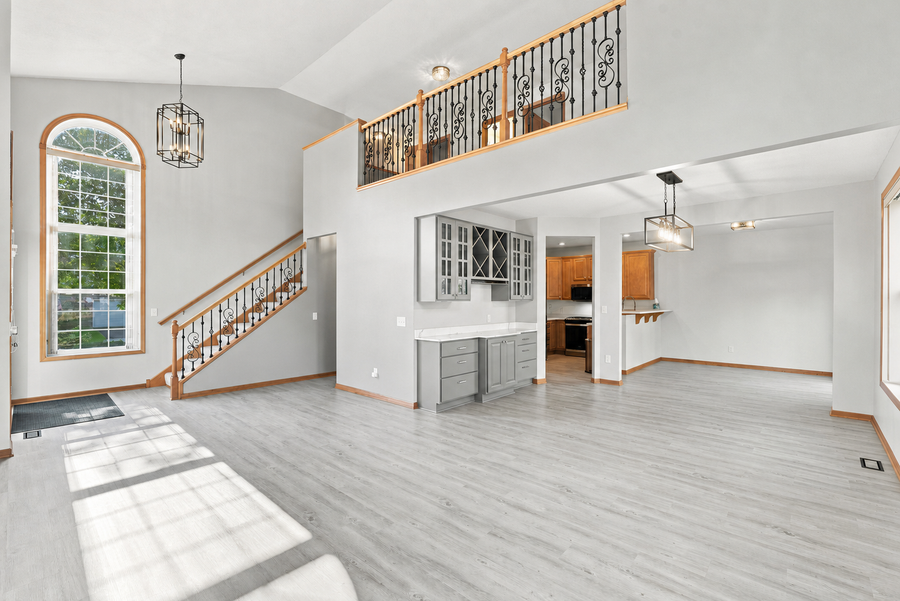 7143 Arthur Drive, Woodbury, MN 55125 - #3