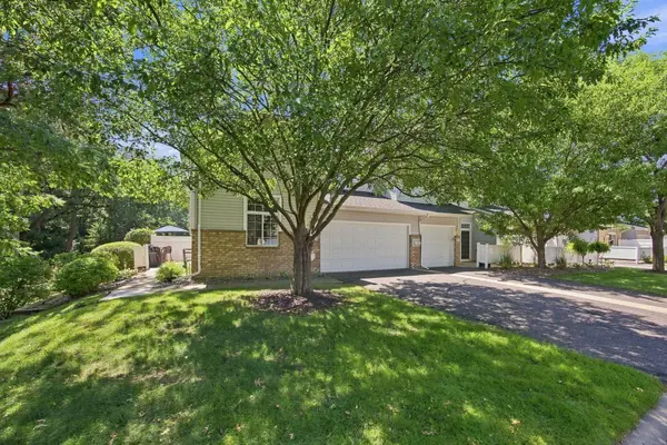 8473 Cortland Road, Eden Prairie, MN 55344