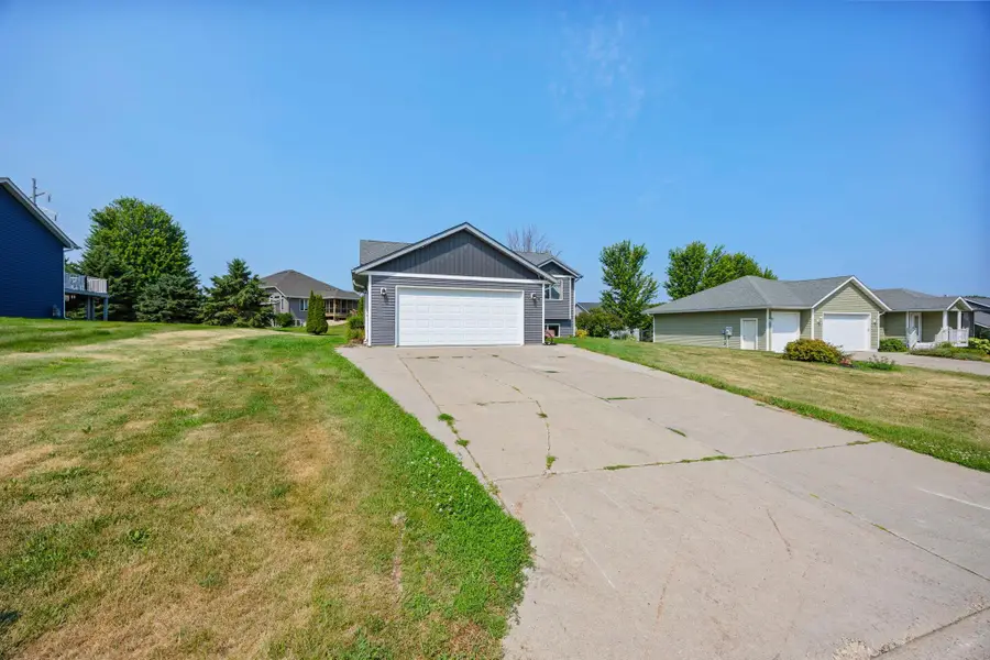 407 N 9th Street, Goodhue, MN 55027 - #3