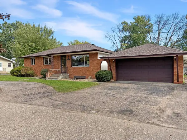6516 Georgia Avenue N, Brooklyn Park, MN 55428