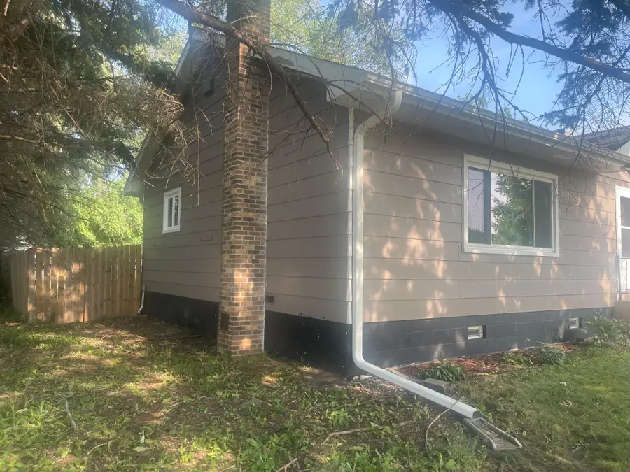 210 3rd Avenue Ne, Bertha, MN 56437 - #2