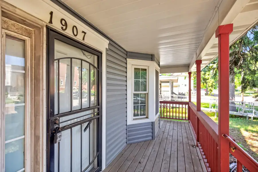 1907 25th Avenue N, Minneapolis, MN 55411 - #2