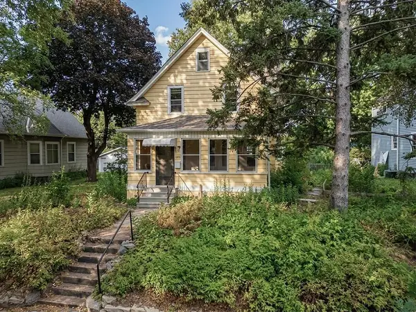 1006 Cromwell Avenue, Saint Paul, MN 55114