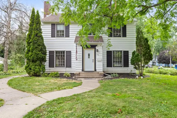 104 Spring Street, Kenyon, MN 55946