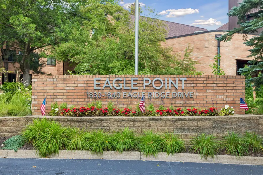 1830 Eagle Ridge Drive #2003, Mendota Heights, MN 55118 - #2