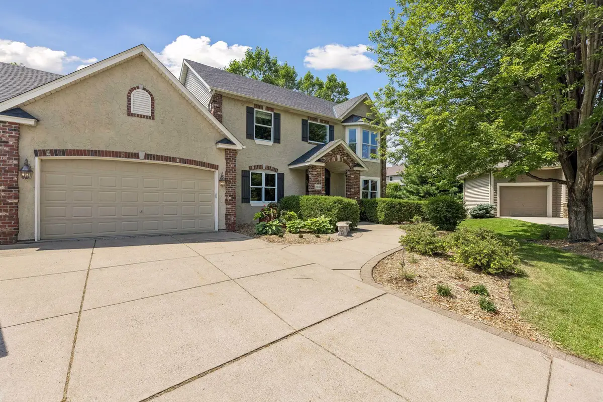 8235 Enclave Cove, Woodbury, MN 55125 - #1