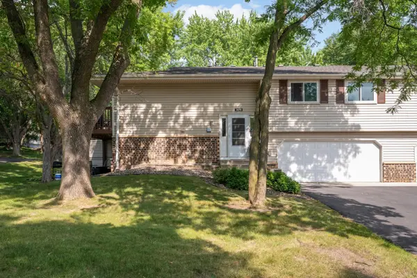 3678 Denmark Avenue, Eagan, MN 55123