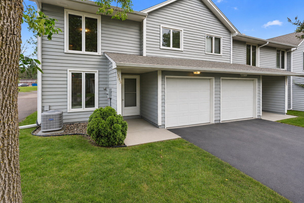 1585 Millpond Court, Chaska, MN 55318 - #1