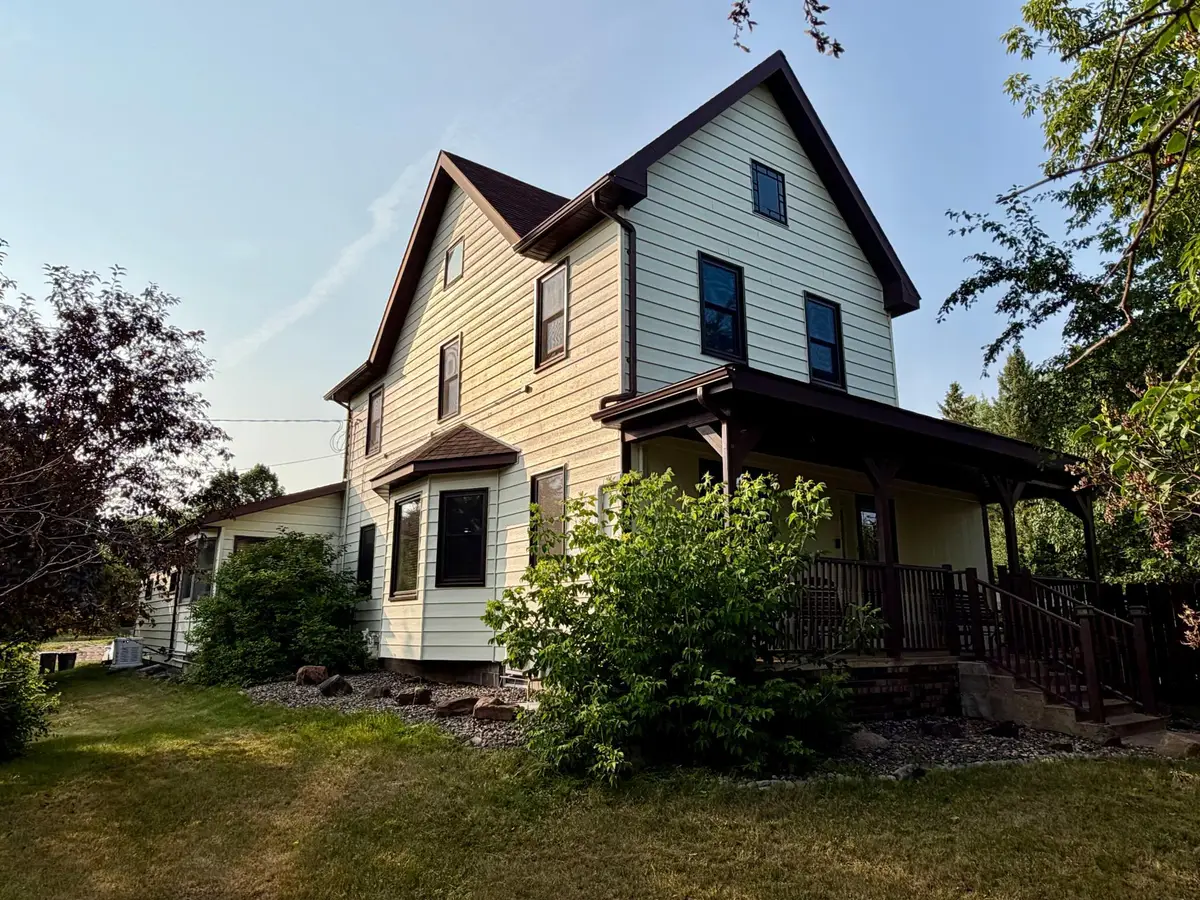 401 River Bluff Avenue, Sandstone, MN 55072 - #1