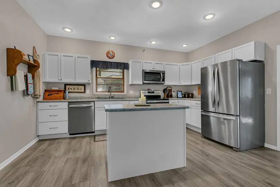 420 S 8th Street, Bird Island, MN 55310 - #2