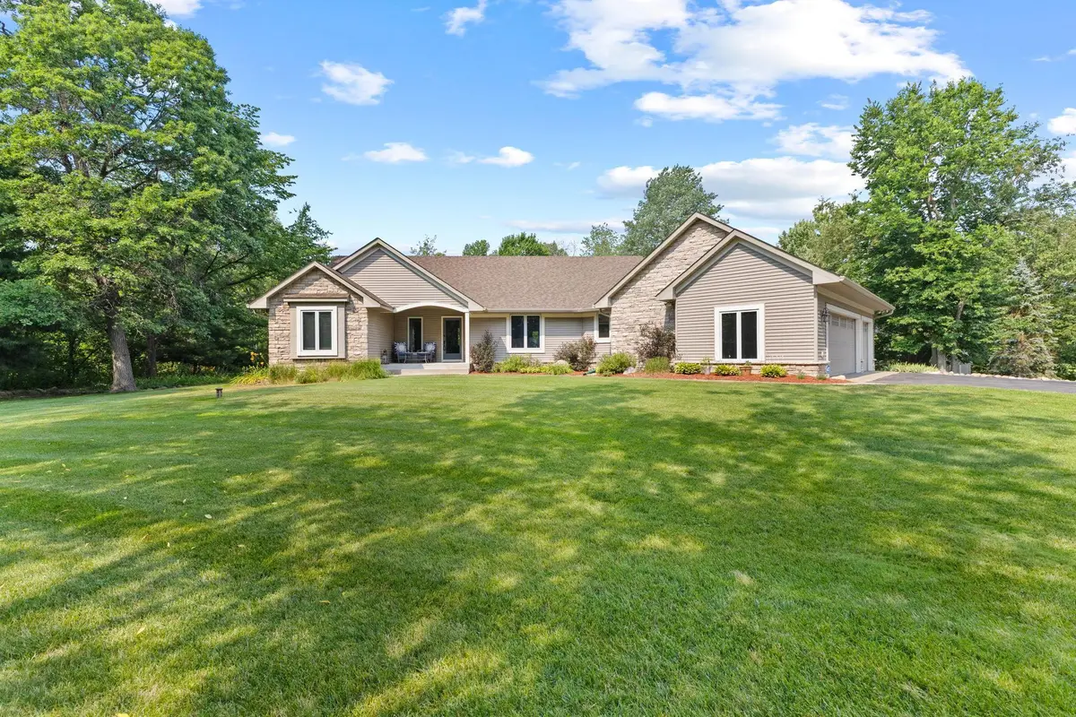 27166 Bayshore Circle Nw, Isanti, MN 55040 - #1